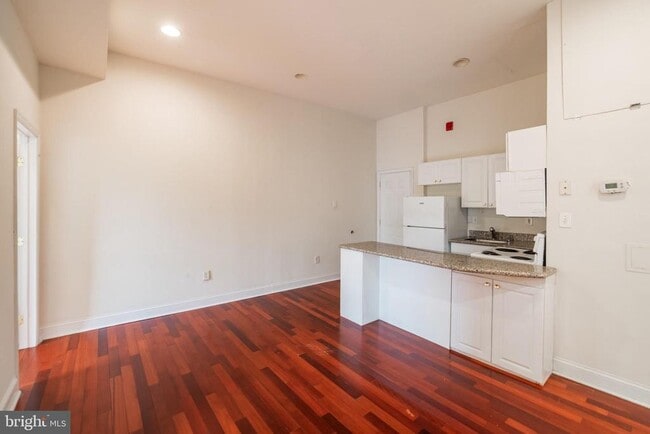 Photo - 1769 Frankford Ave Unit 3