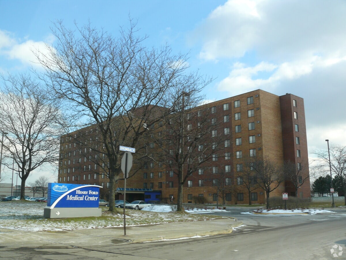 Hamtramck Senior Plaza - Hamtramck Senior Plaza Apartments