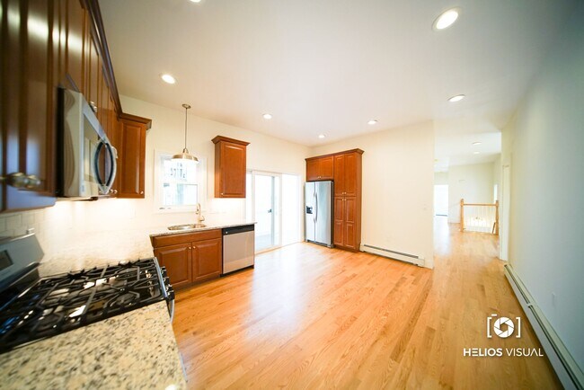 Building Photo - 48 Cameron Ave Unit 2 Rental