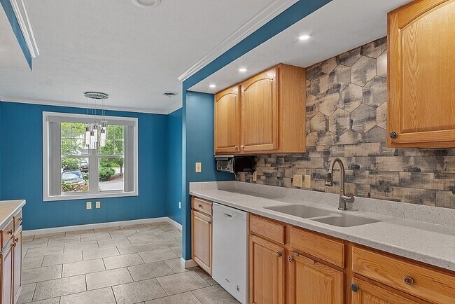 Photo - 15 Water Wheel Cir Unit 15