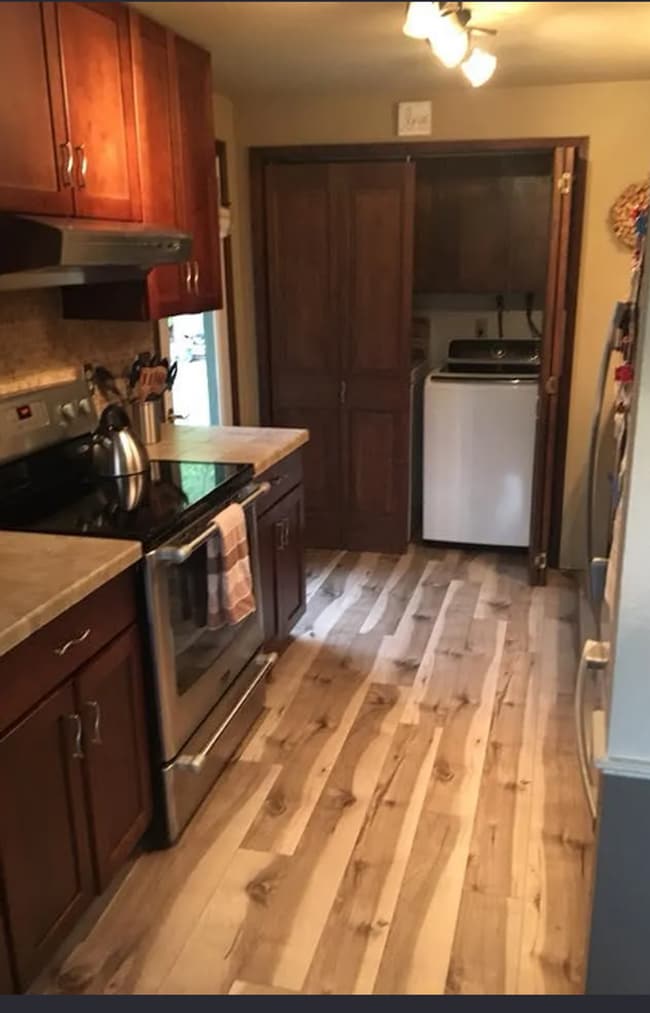 Photo - 3 Bed 1.5 Bath Home