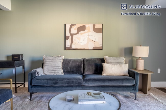 Photo - 350 Sharon Park Dr Unidad FL2-ID1271