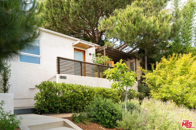 Photo - 1413 Ashland Ave