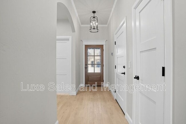 Photo - 4200 Abbey Pk Dr