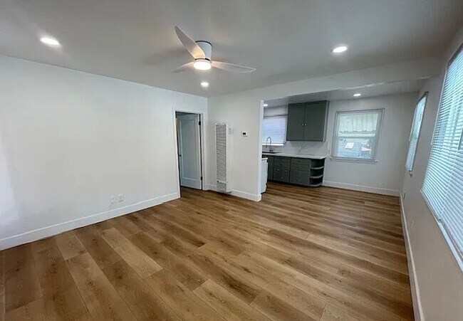 Photo - Ideal Single apartment