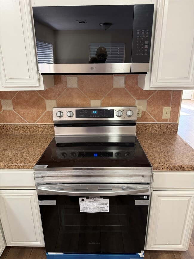 Photo - 9 Dewthread Ct