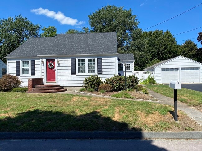 Building Photo - 16 Springhill St