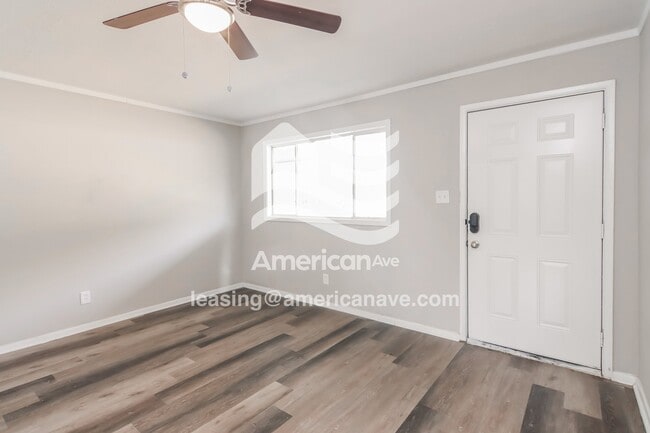 Photo - 4202 Snellings Dr