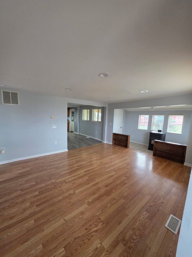 Photo - 15707 Norman Rd