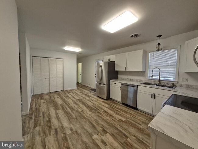 Photo - 149 Winfred Dr