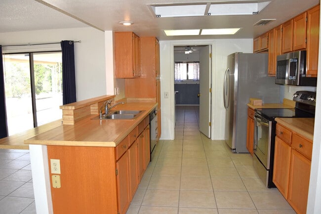 Photo - 12411 W Foxfire Dr