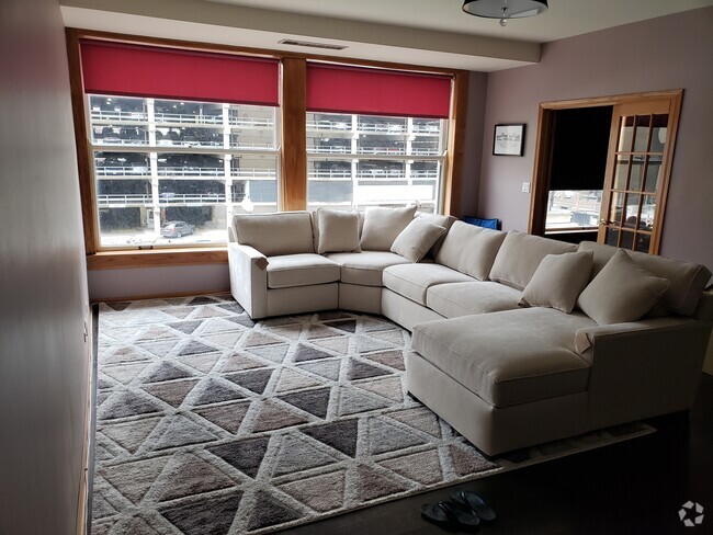Building Photo - 431 S Dearborn St Unit Apt 305