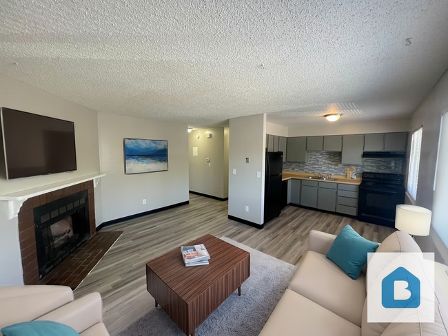 Make this stunning 2nd floor 2 bed 1 bath ... - Make this stunning 2nd floor 2 bed 1 bath ... Apartment Unit A