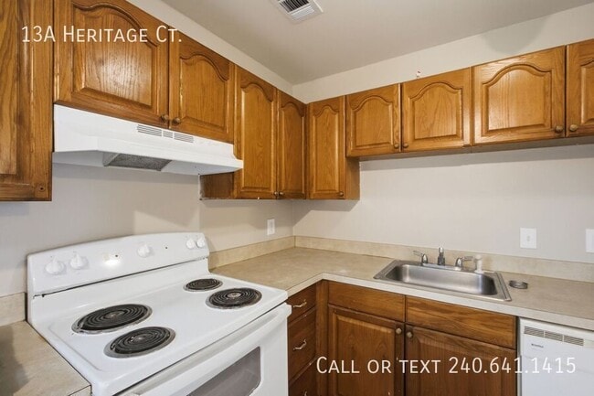 13A Heritage Ct.-