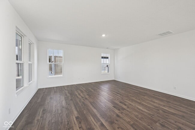 2686 Prism Wy
