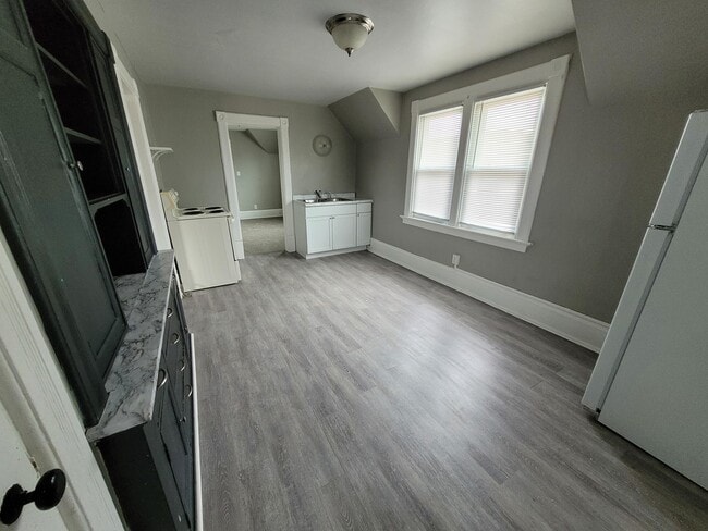 Photo - 4168A N 92nd St