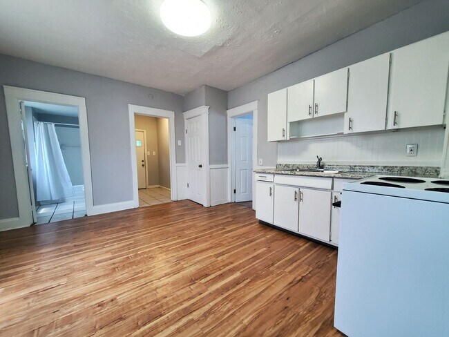 Photo - 3 Bed - 2 Full Bath Cape Cod for Rent