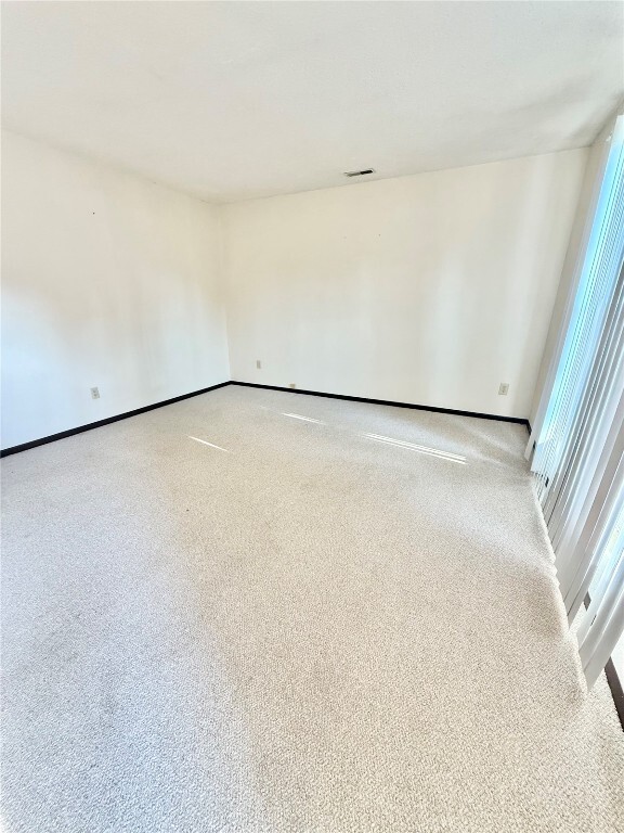 Photo - 5 Innsbruck Ln