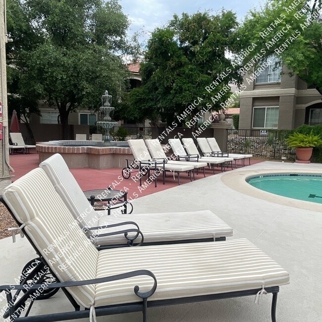 Photo - 1500 E Pusch Wilderness Dr