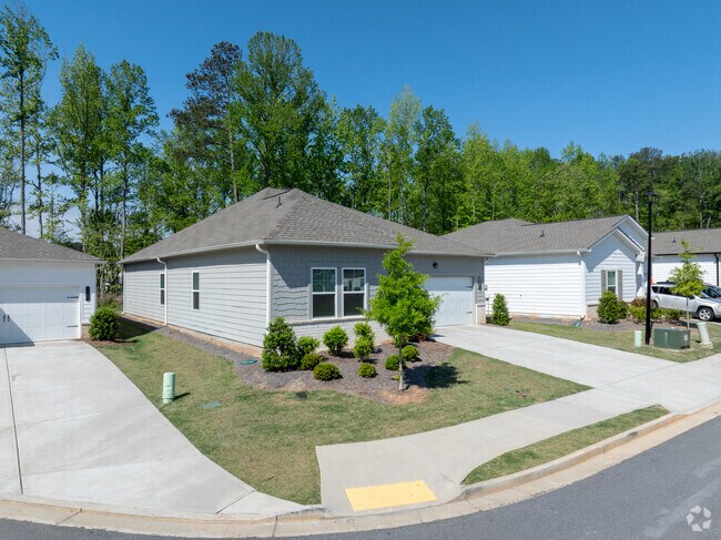 Photo - Beacon Lake Lanier