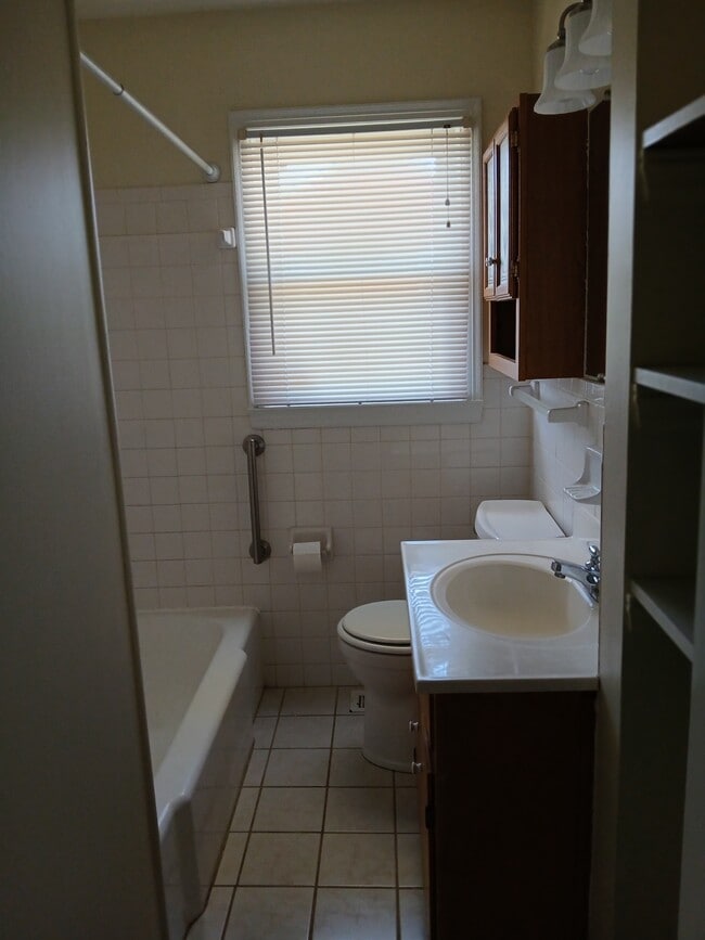 Photo - 339 Terry Ave