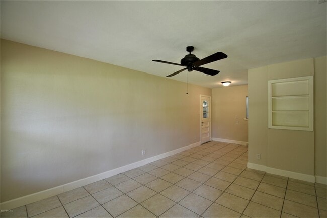 Photo - 1498 Stimson St