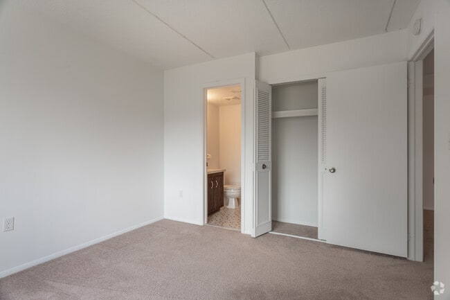 2BD 2BA 856 sq. ft.