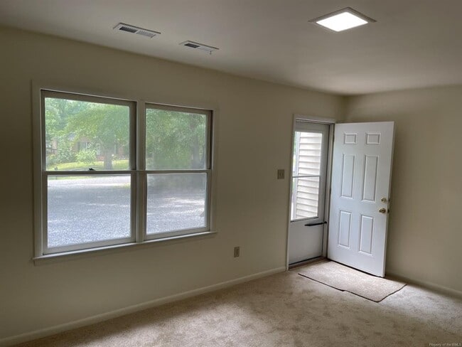 Photo - 158 Albemarle Dr