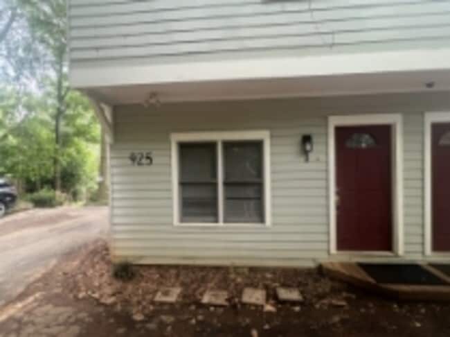 Photo - 925 Greenwood Ave NE