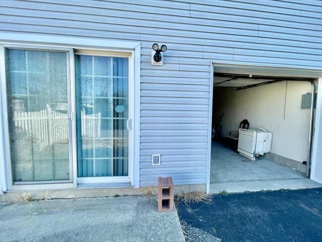 Photo - 289 Seaview Ave Unit 2