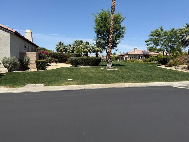 59 Shoreline Dr