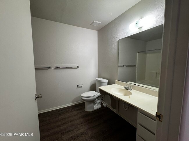 Photo - 1022 Gail Gardner Way Unidad A