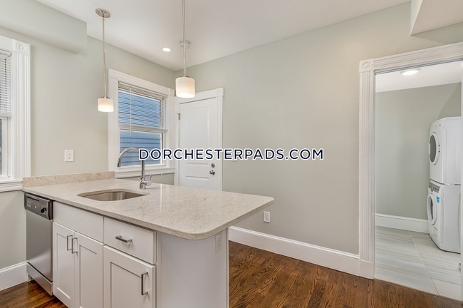 Photo - 147 Boston St Apartment Unit 2