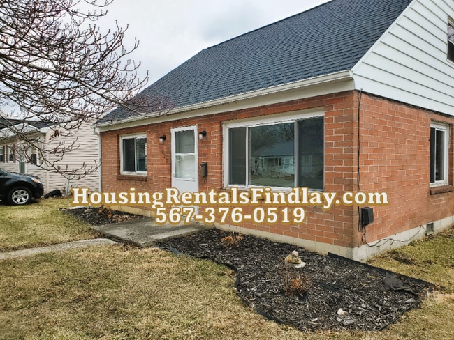 Photo - 827 Bernard Ave