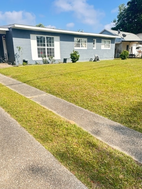 Building Photo - Charming affordable 3/1.5 House minutes from NAS Pensacola & Corry Station