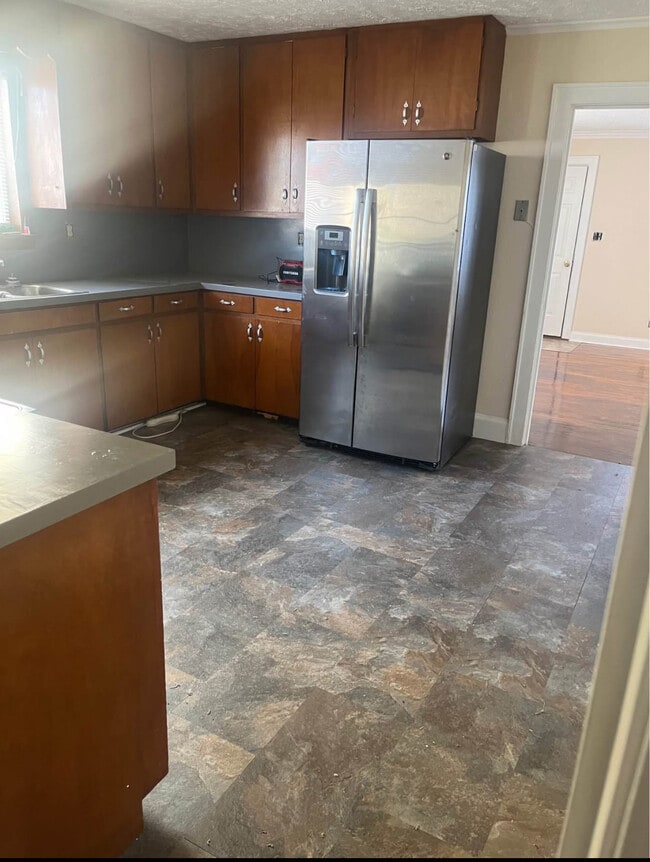 Photo - 5004 Kentucky St