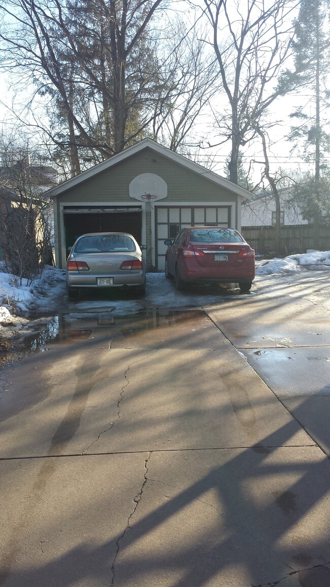 Photo - 433 Summit Ave Unit Lower