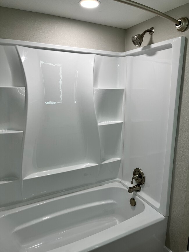 Photo - 1402 S Broadway Ave Unit 1402A