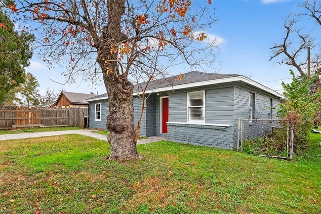 Photo - 7022 Goldspier St