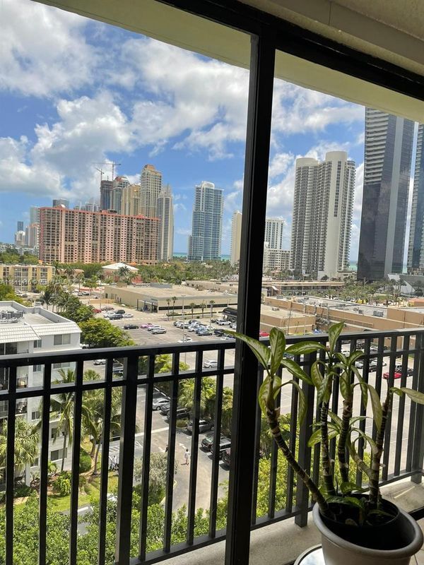 Photo - 17021 N Bay Rd Condo