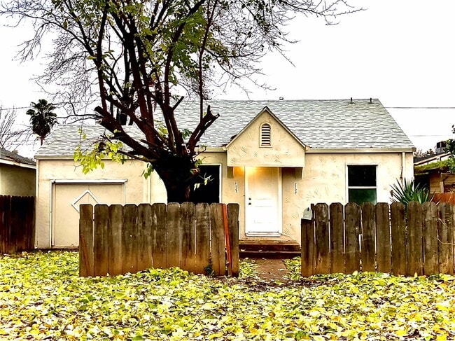 Photo - 2127 B Street