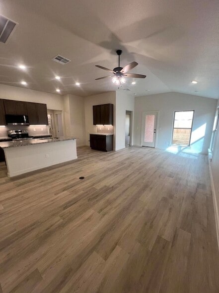 Photo - 13815 Gary Ave
