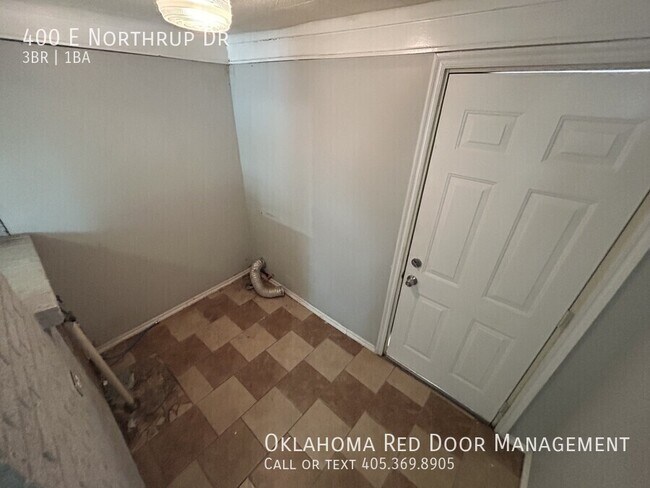 Photo - 400 E Northrup Dr