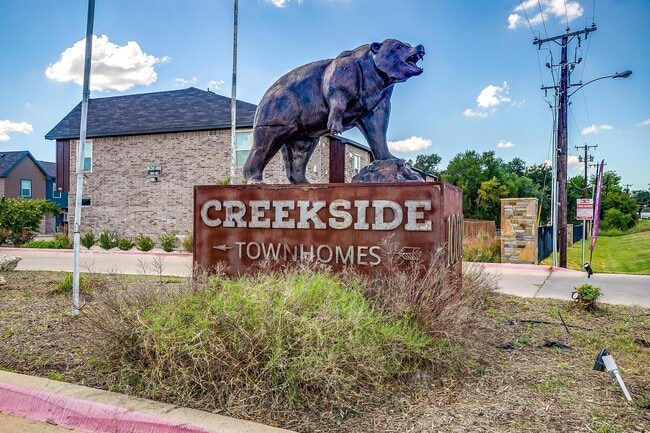Creekside Townhomes