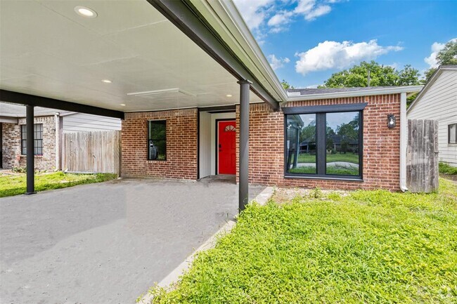 Building Photo - 2207 Mykawa Rd Rental