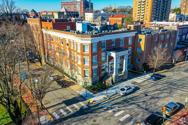 Grace & Monroe Apartments