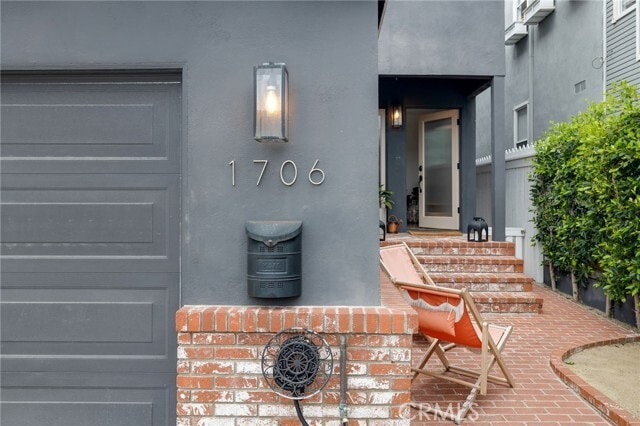 Photo - 1706 Carver St