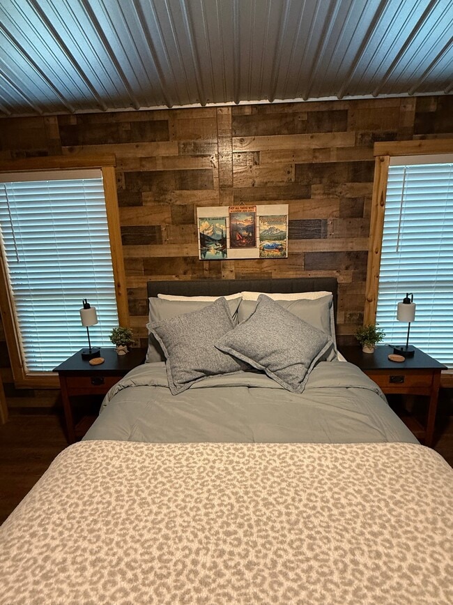 Photo - 11135 W Cave Cir