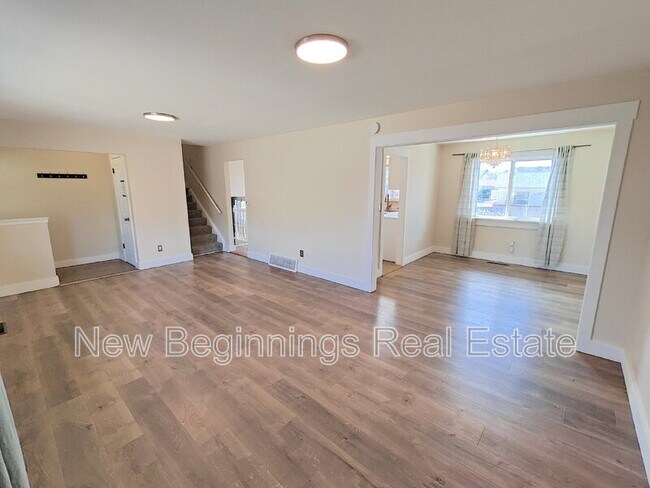 Photo - 5330 Silver Spur Ave