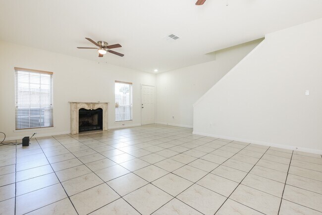 Photo - 17441 Red Oak Dr Unit 7441